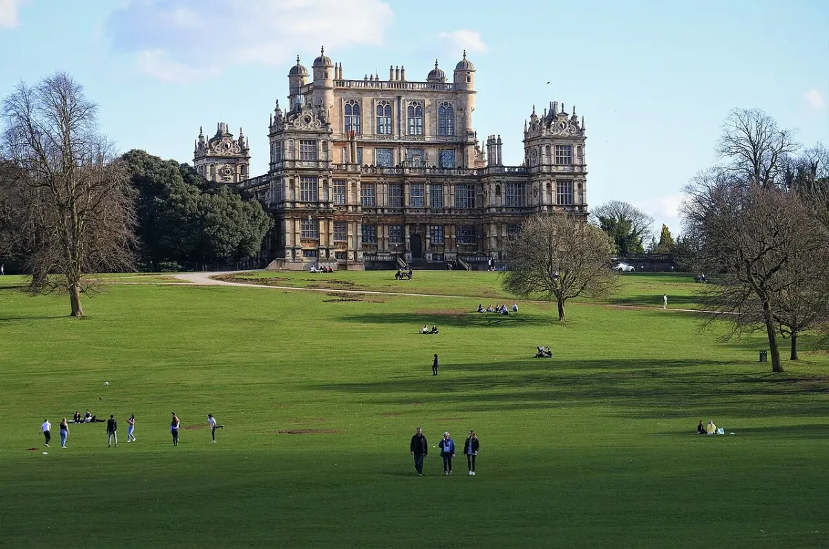 Wollaton Hall yard