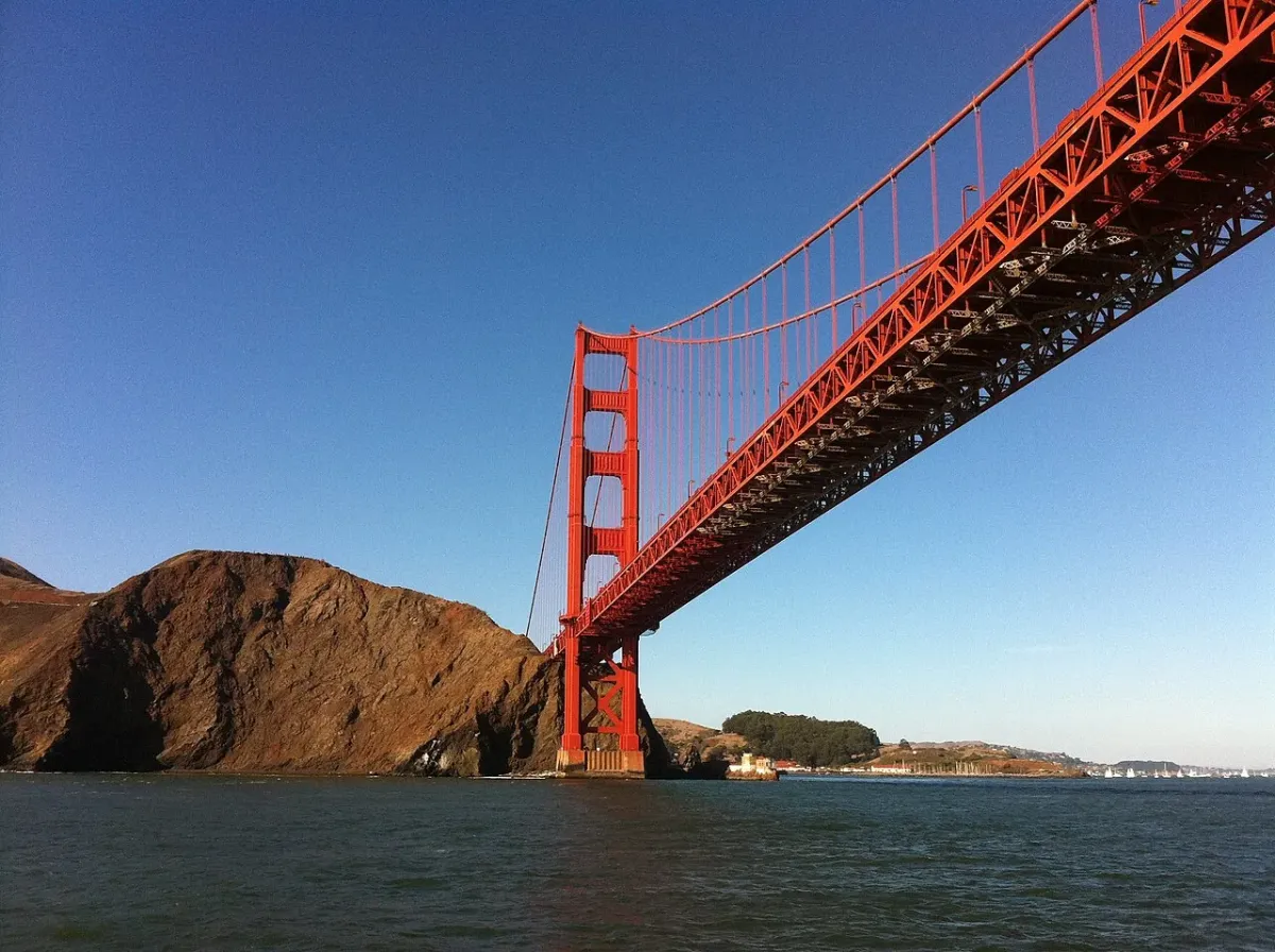 Golden Gate Bridge from boat