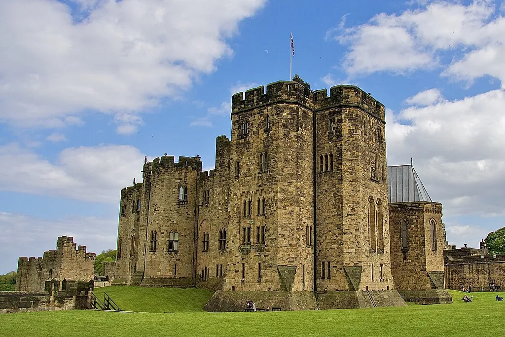 Alnwick Castle: Hogwarts Exterior in Harry Potter