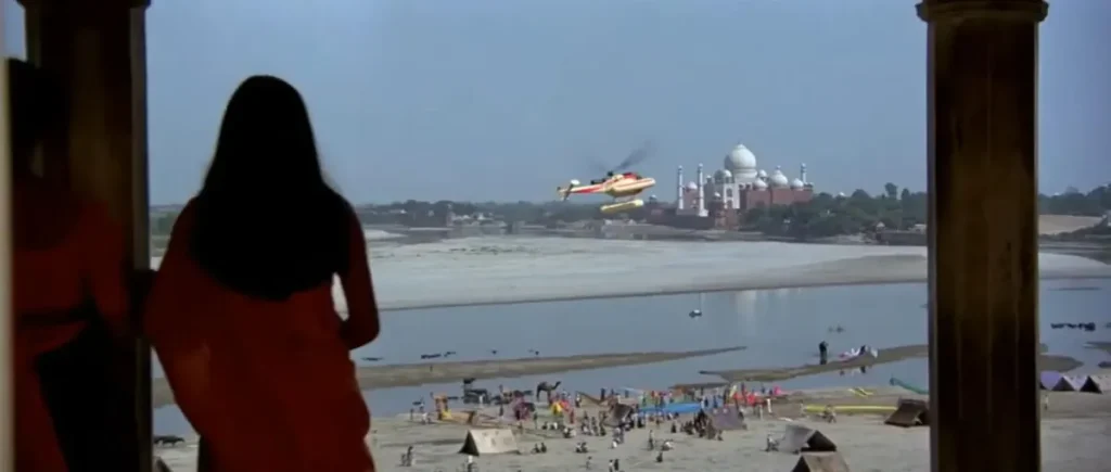 James Bond Arrives In India